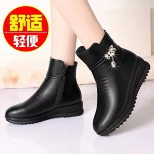 2024 Winter Thick Fur Inner Leather Women's Snow Boots Large Women's Winter Shoes