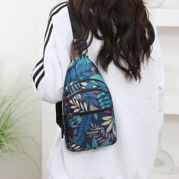 Breast Bag, Trendy And Versatile For Women, Large Capacity Single Shoulder Crossbody Bag, Outdoor Leisure And Simple Backpac - Image 5